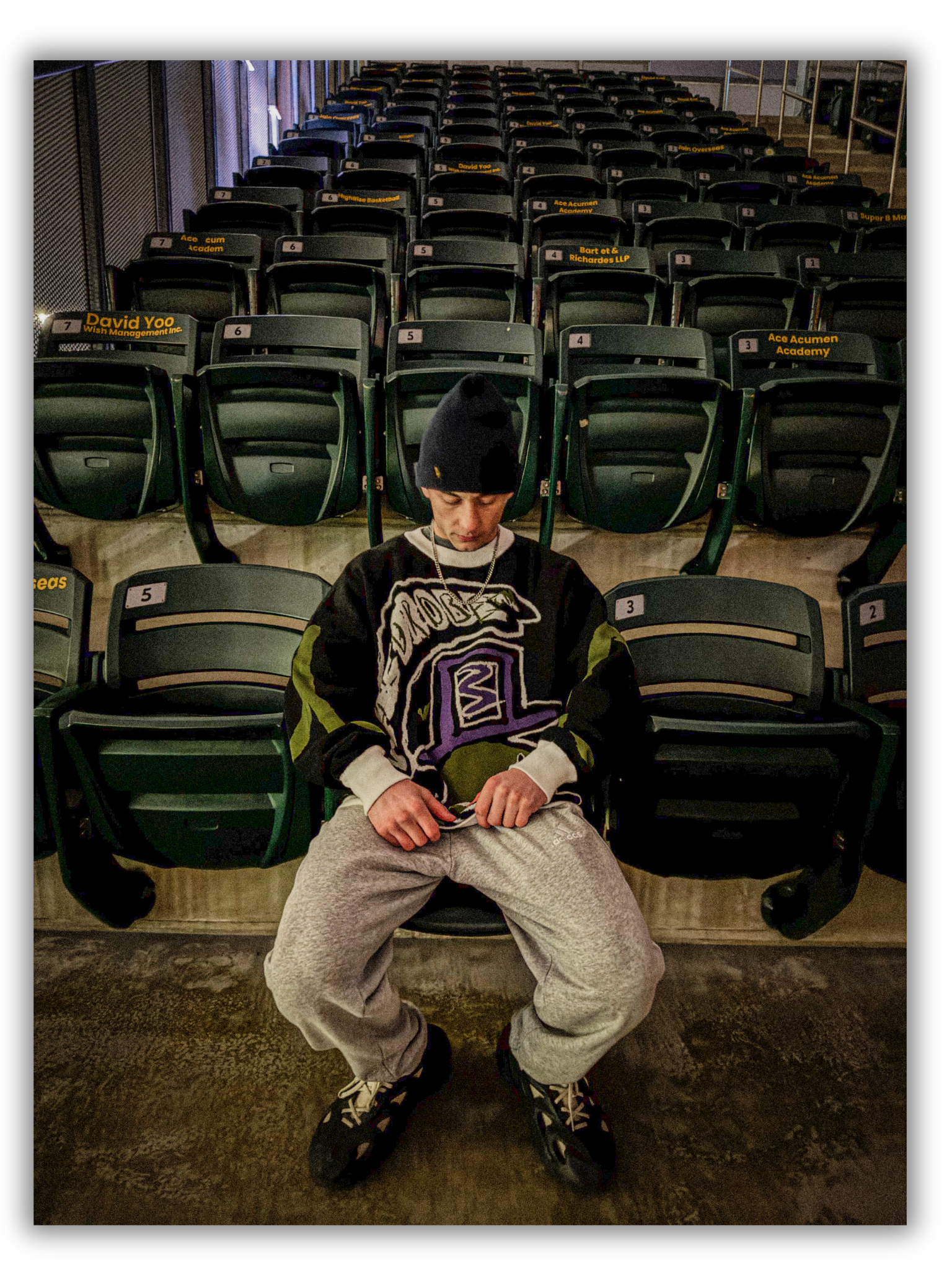 "what's ur wink??" knitted sweat (pink)